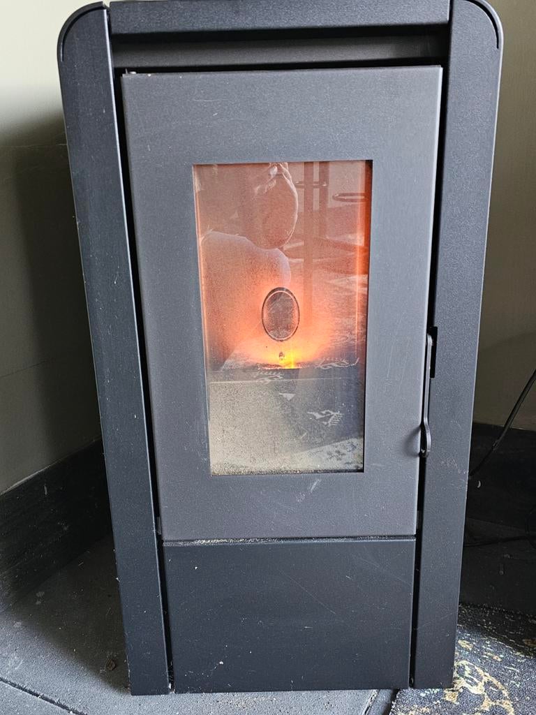 Pelletkachel, Ophalen of Verzenden, Zo goed als nieuw, Overige brandstoffen, Pelletkachel