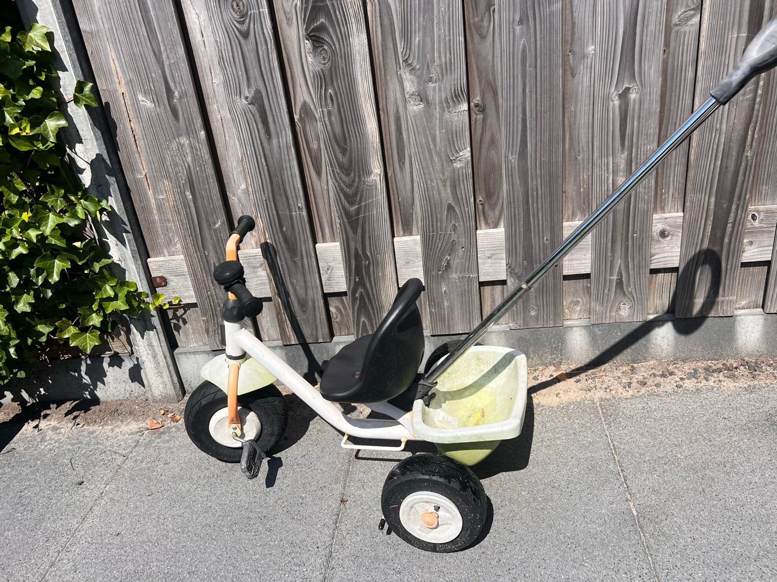 Kettler driewieler met duwstang, Ophalen, Gebruikt, Terugtraprem, Duwstang