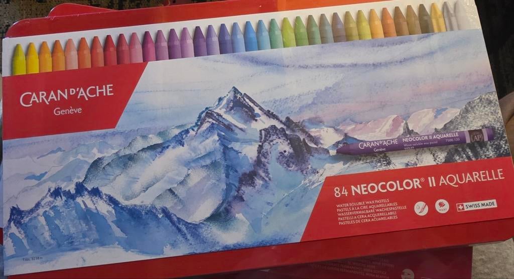 Caran d'Ache Neocolor 2 - Set van 84 aquarel krijtjes, Hobby en Vrije tijd, Tekenen, Ophalen, Nieuw, Potlood of Stift