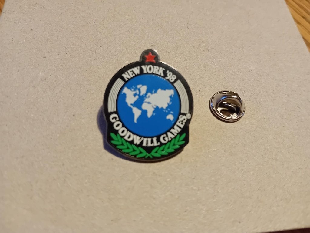 Goodwill Games pin New York 1998  3x2,5cm, Ophalen of Verzenden, Zo goed als nieuw, Overige onderwerpen