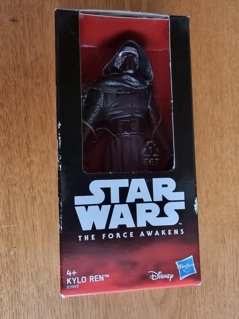 Star Wars Kylo Ren - 15cm Actiefiguur - NIEUW in dichte doos, Ophalen of Verzenden, Nieuw, Actiefiguurtje