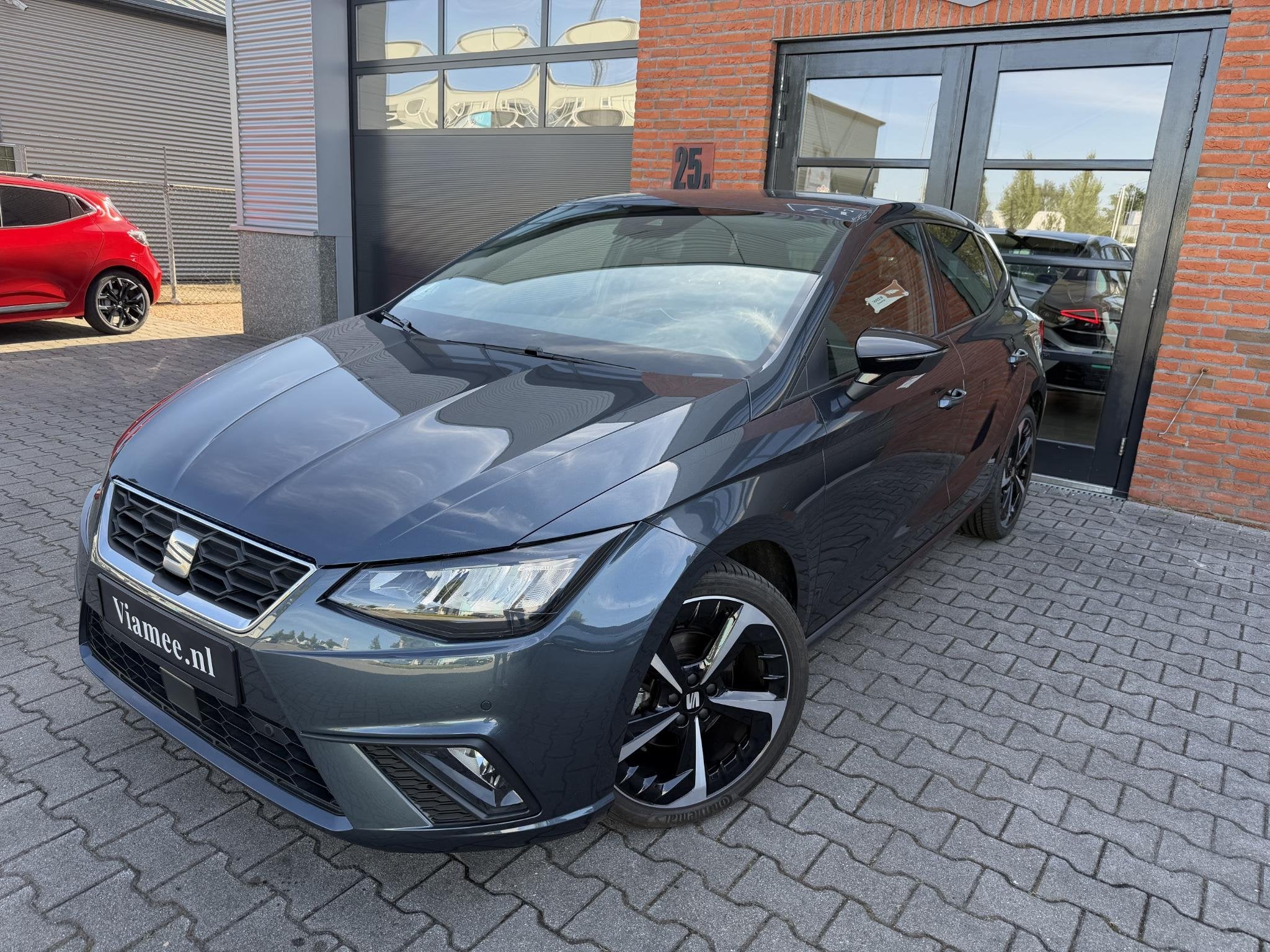 SEAT Ibiza 1.0 EcoTSI FR Business Connect, Auto's, Dealer onderhouden, Gebruikt, Ibiza, Bedrijf