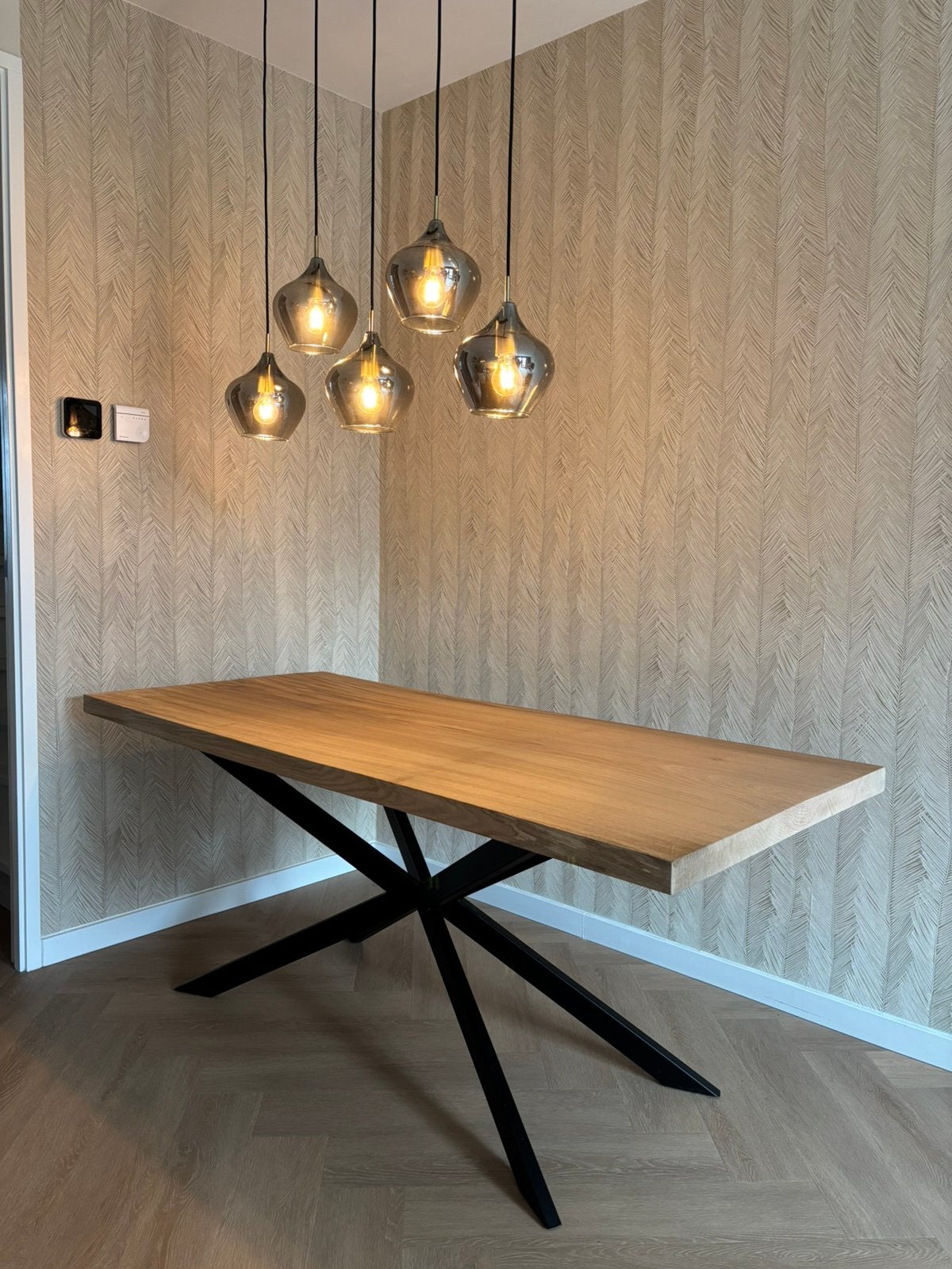Boomstamtafel van eikenhout, Ophalen, Eikenhout, 50 tot 100 cm, Zo goed als nieuw