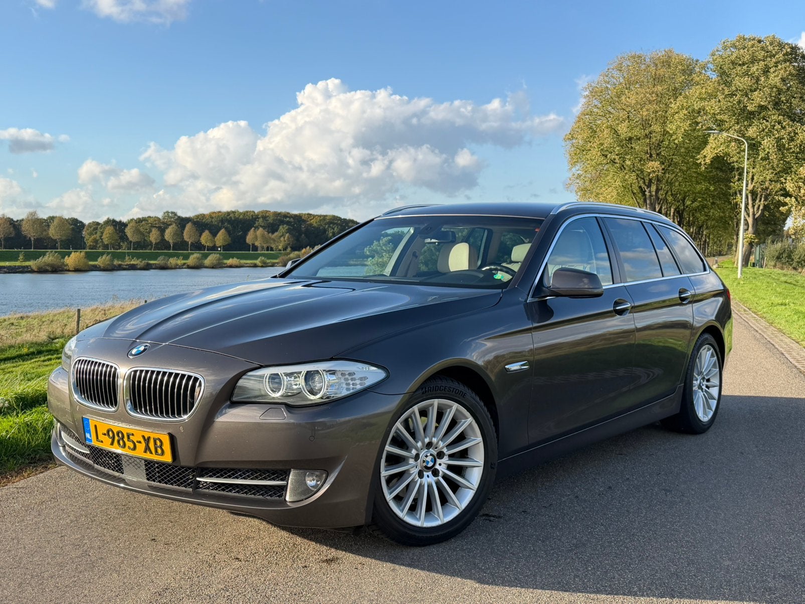 BMW 5-Serie 523I Touring 150KW Aut8 2011, Auto's, Achterwielaandrijving, Beige, 2996 cc, Leder