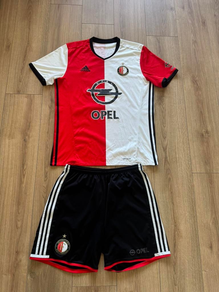 Adidas Feyenoord Tenue 16-17 Vilhena #10 | L., Maat L, Ophalen of Verzenden, Zo goed als nieuw, Shirt