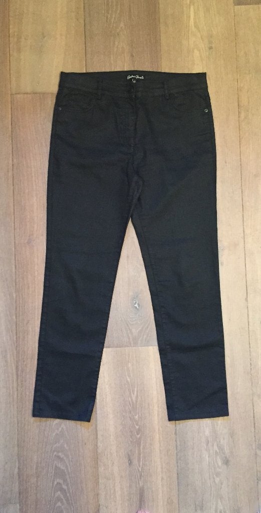 Zwarte broek zijdeglans; regular fit; Gafair Jeans mt (40)42, Zwart, Maat 42/44 (L), Ophalen of Verzenden, Zo goed als nieuw