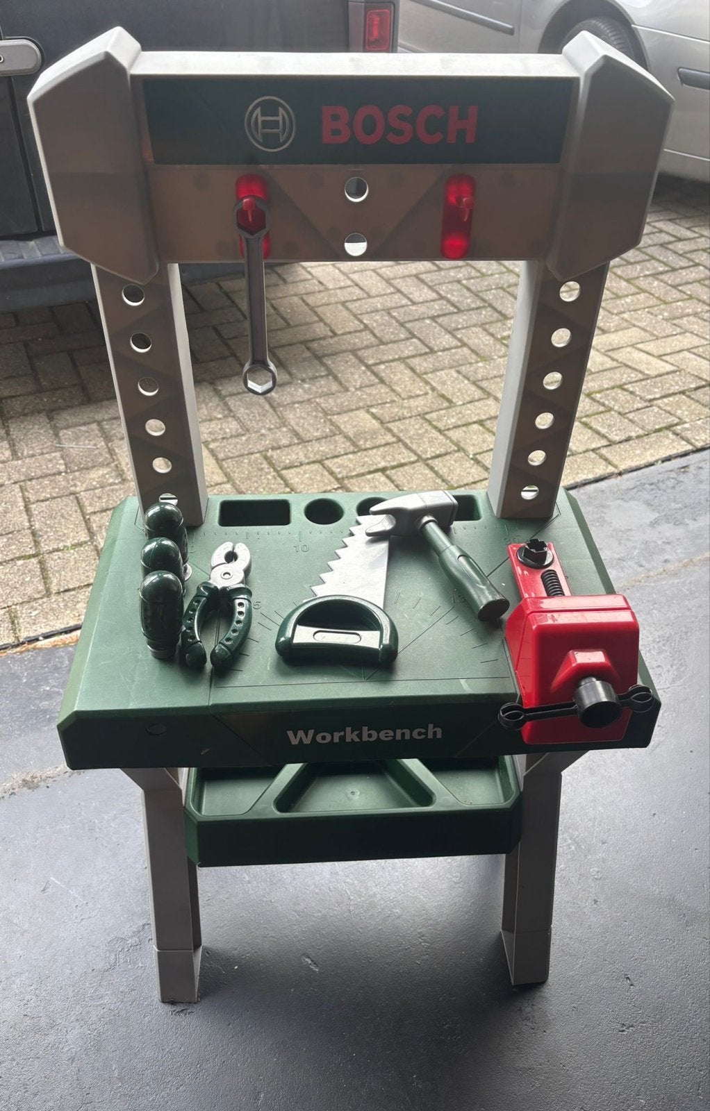 Bosch Speelgoed Werkbank met Gereedschap & Mandjes, Ophalen, Zo goed als nieuw, Jongen of Meisje