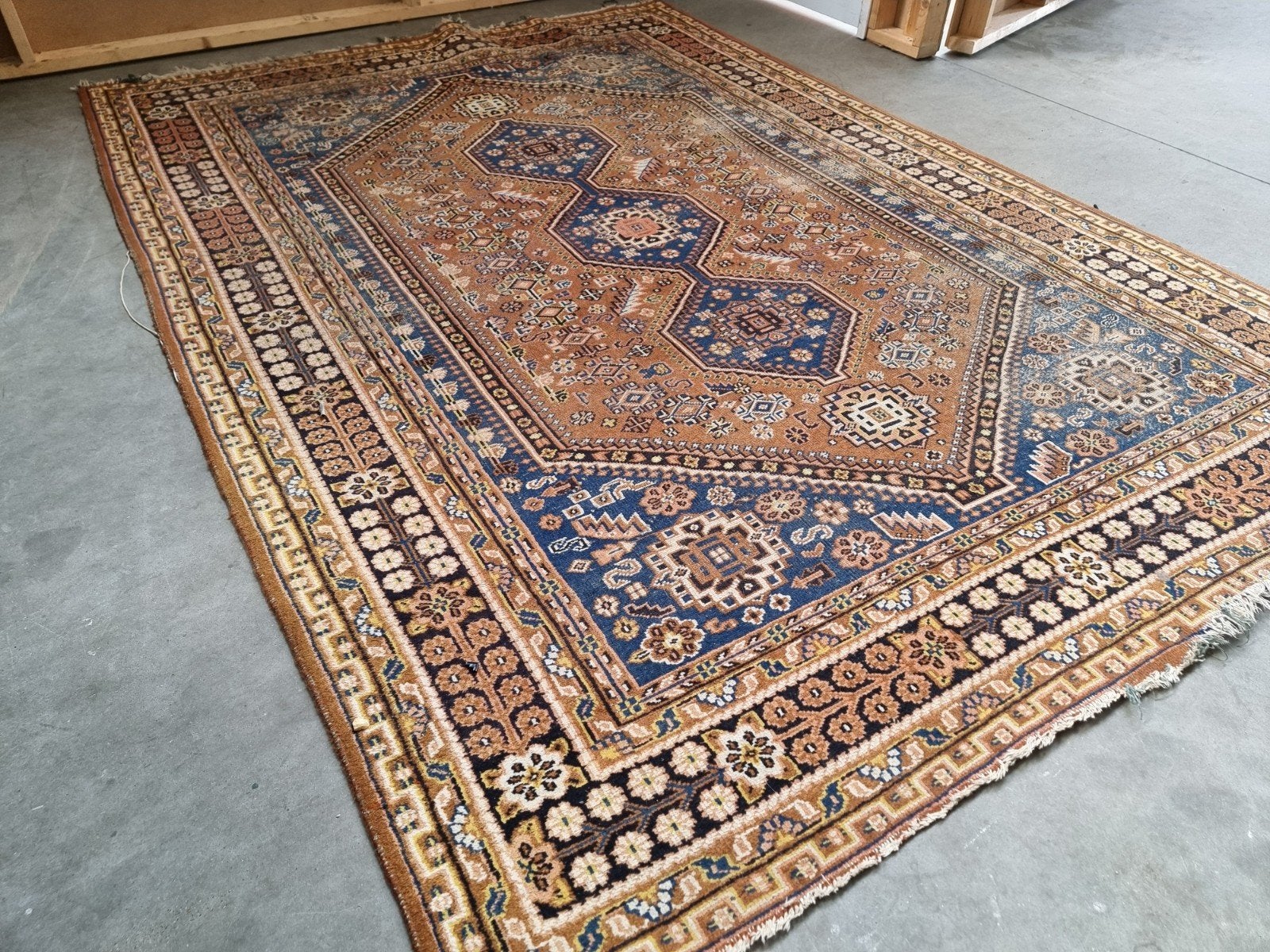 Honderden vintage vloerkleden/ tafelkleden / tapijten, Ophalen, 200 cm of meer, Nvt, Rechthoekig