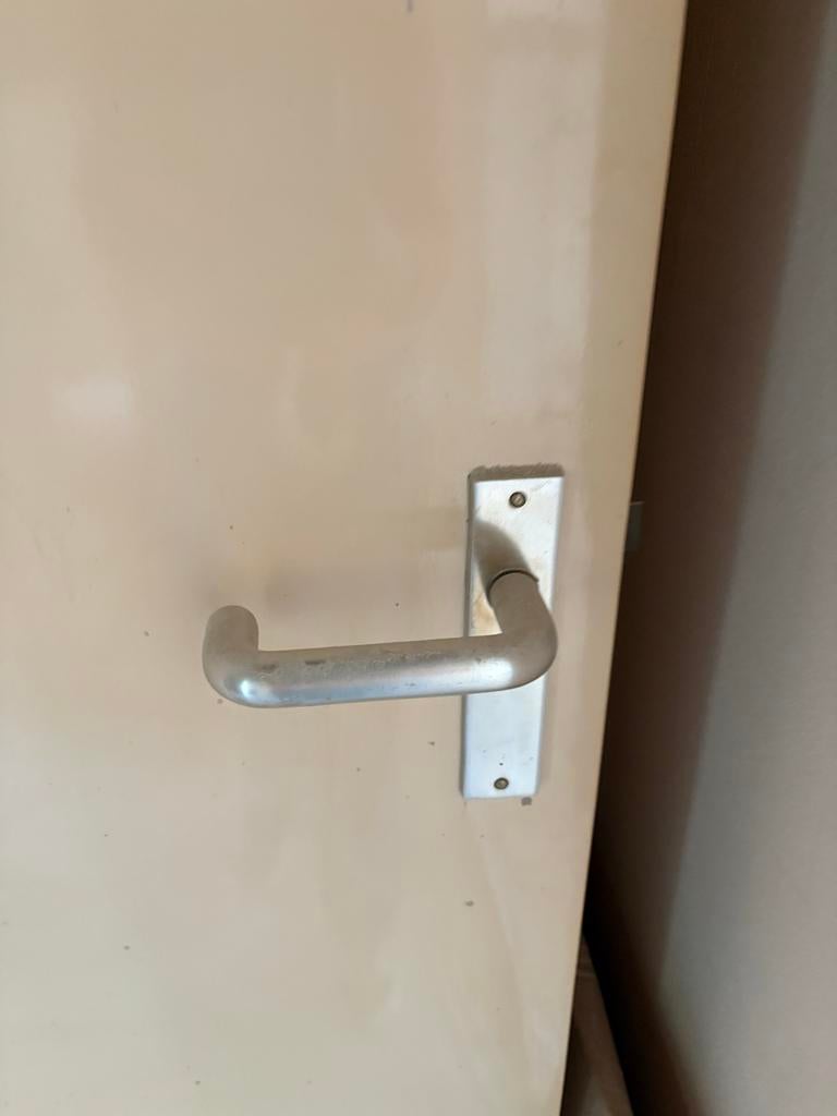 Massieve hardhouten deuren - 200x83 cm, Ophalen, Gebruikt, 80 tot 100 cm, Binnendeur