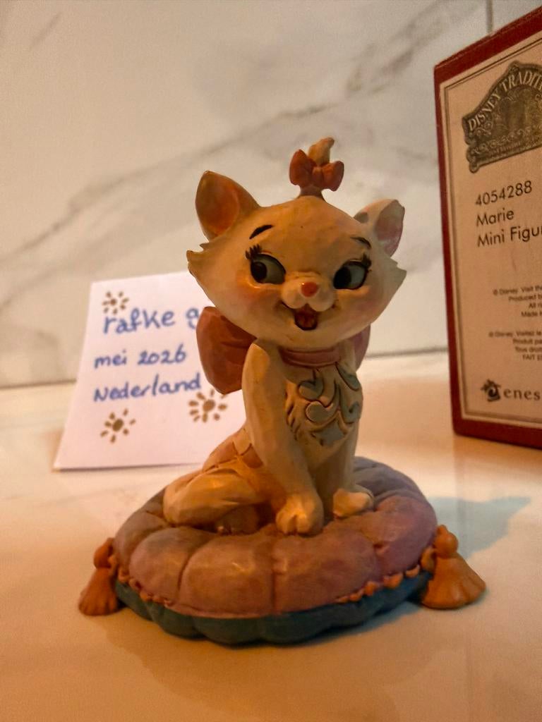 Disney Traditions Marie beeldje, incl. doos (beschadigd), Verzamelen, Disney, Ophalen of Verzenden, Overige figuren, Zo goed als nieuw