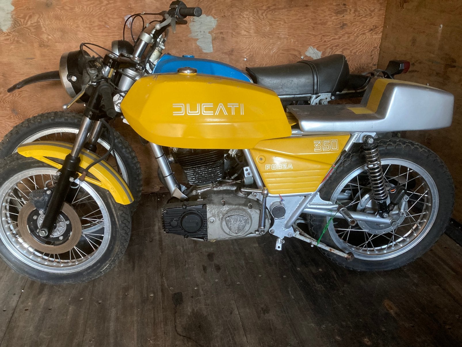 Motor  Ducati, Gebruikt, Super Sport, Particulier, 1 cilinder