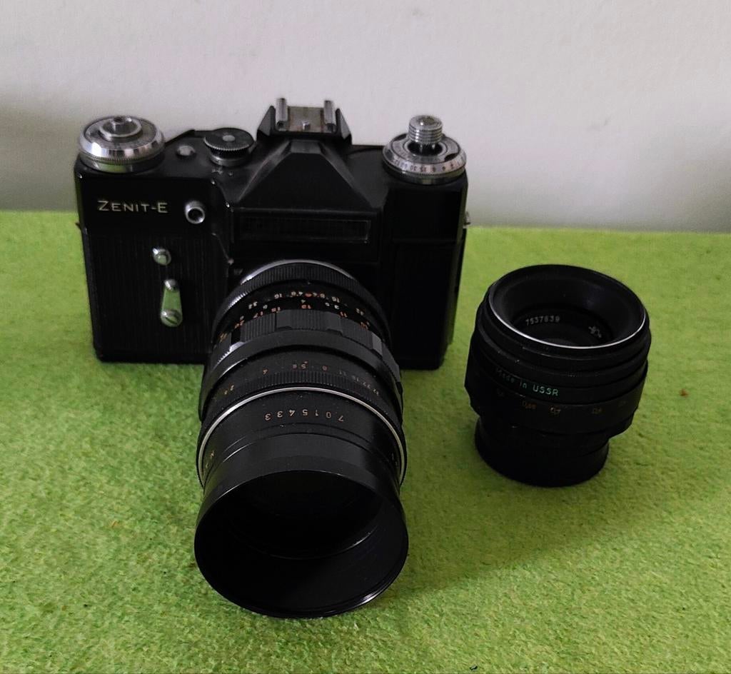 Zenit-E spiegelreflexcamera met Helios-44-2 lens, Ophalen of Verzenden, Gebruikt, Spiegelreflex, Overige Merken