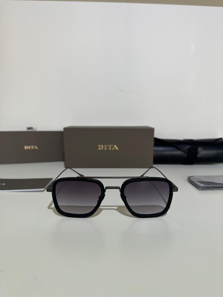 Dita flight 006 all matt black, Ophalen of Verzenden, Zo goed als nieuw, Zwart, Overige merken