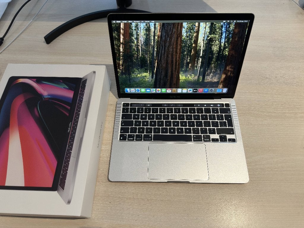 2020 Macbook Pro M1 256GB SSD 16GB RAM Silver, Computers en Software, Apple Macbooks, Gebruikt, 256 GB, 2 tot 3 Ghz, Qwerty