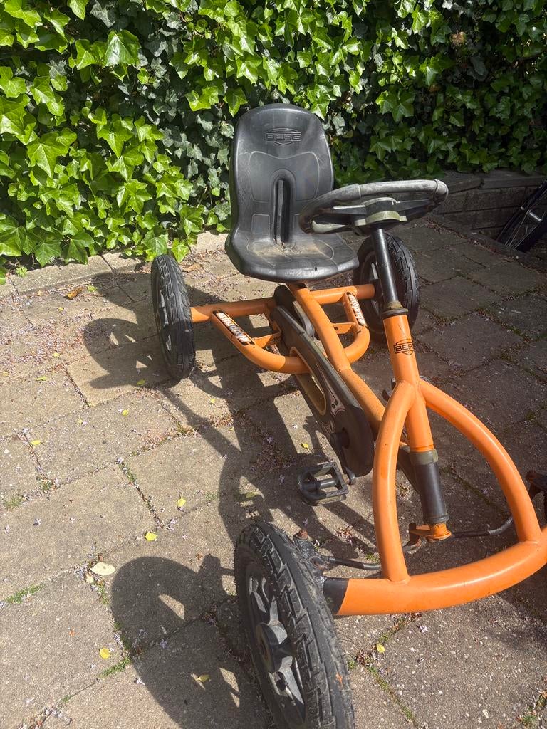 Berg skelter met 4 nieuwe banden, Ophalen, Gebruikt, Berg