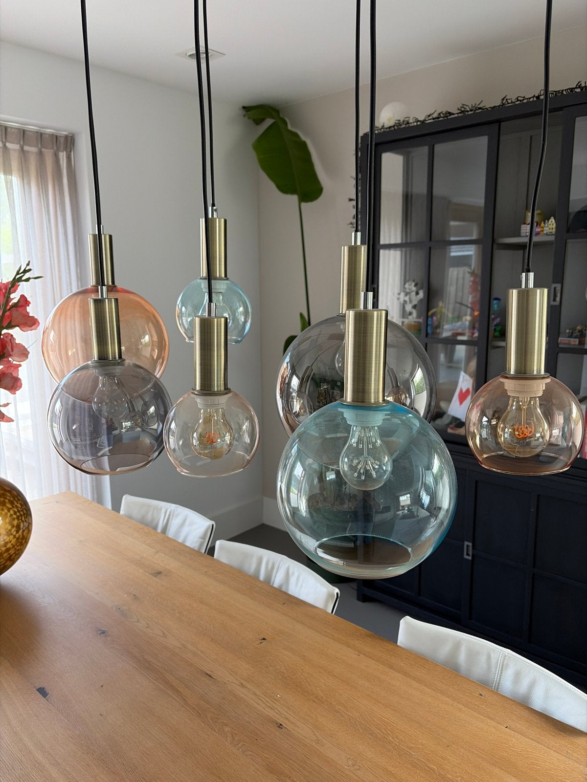 Coco Maison Gaby hanglamp met 7 glazen bollen, Huis en Inrichting, Lampen | Hanglampen, Ophalen, E27 (groot), Glas, Zo goed als nieuw