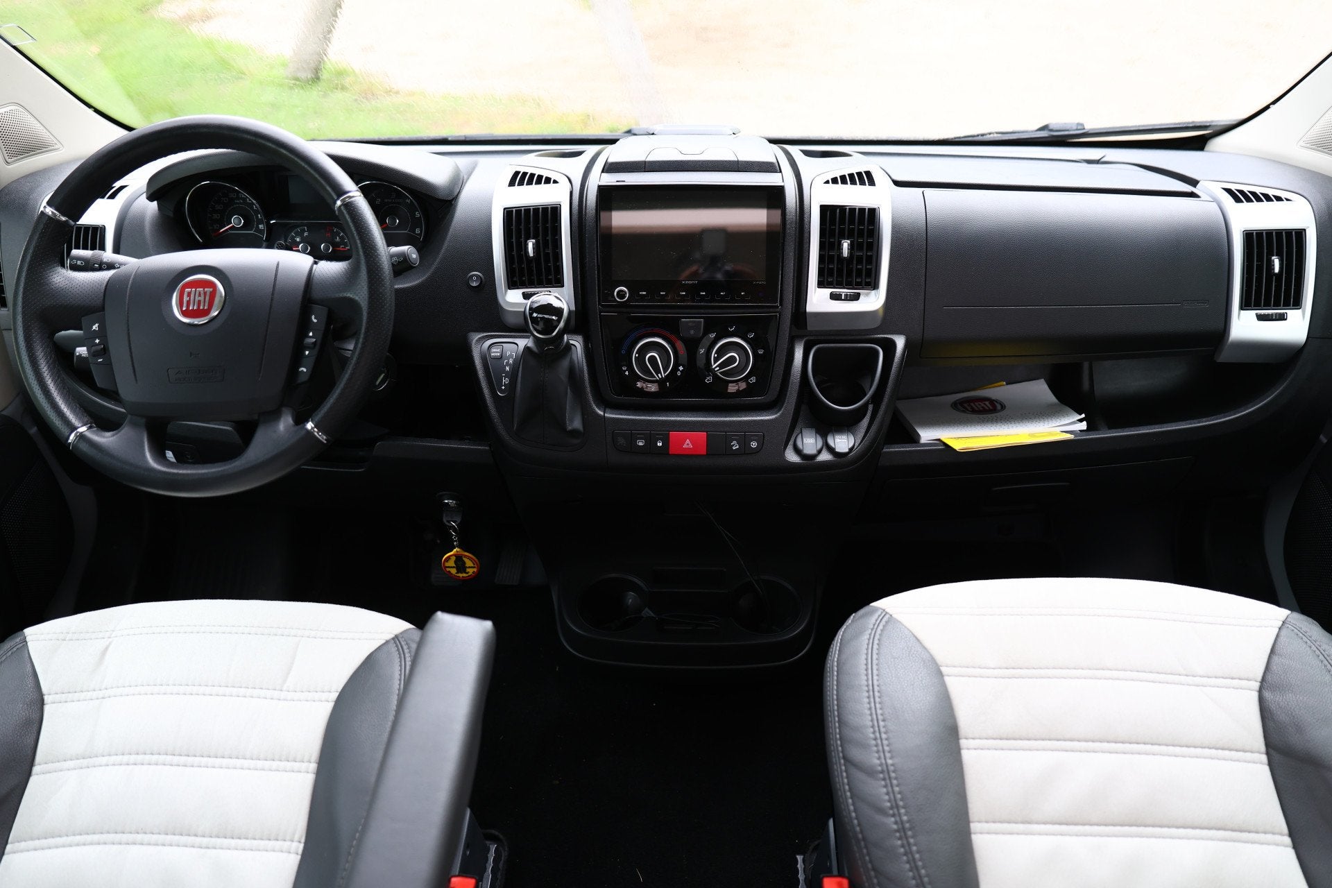 Sunlight Cliff 640 Adventure AVM AUTOM NAVI AIRCO CAMERA 35D, Caravans en Kamperen, Automaat, Airbags, Buscamper of Camperbus