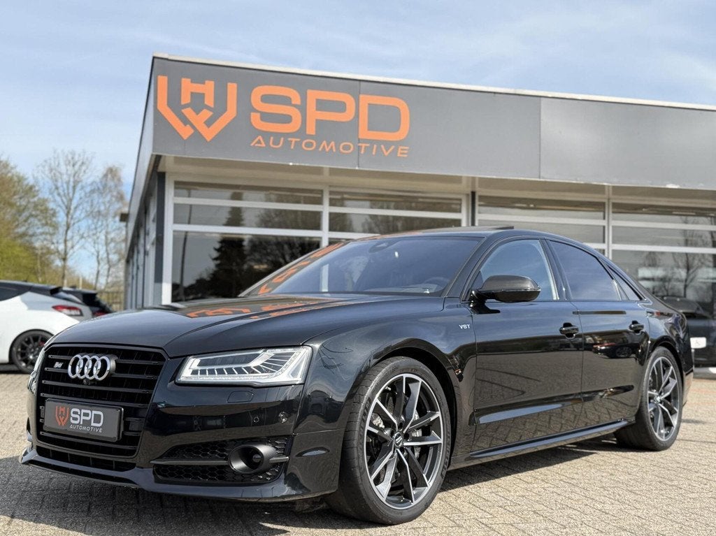 Audi S8 4.0 TFSI S8 plus quattro|Keramisch|B&O|Nacht|Exclusi, Auto's, Audi, Automaat, Gebruikt, Zwart, Bedrijf