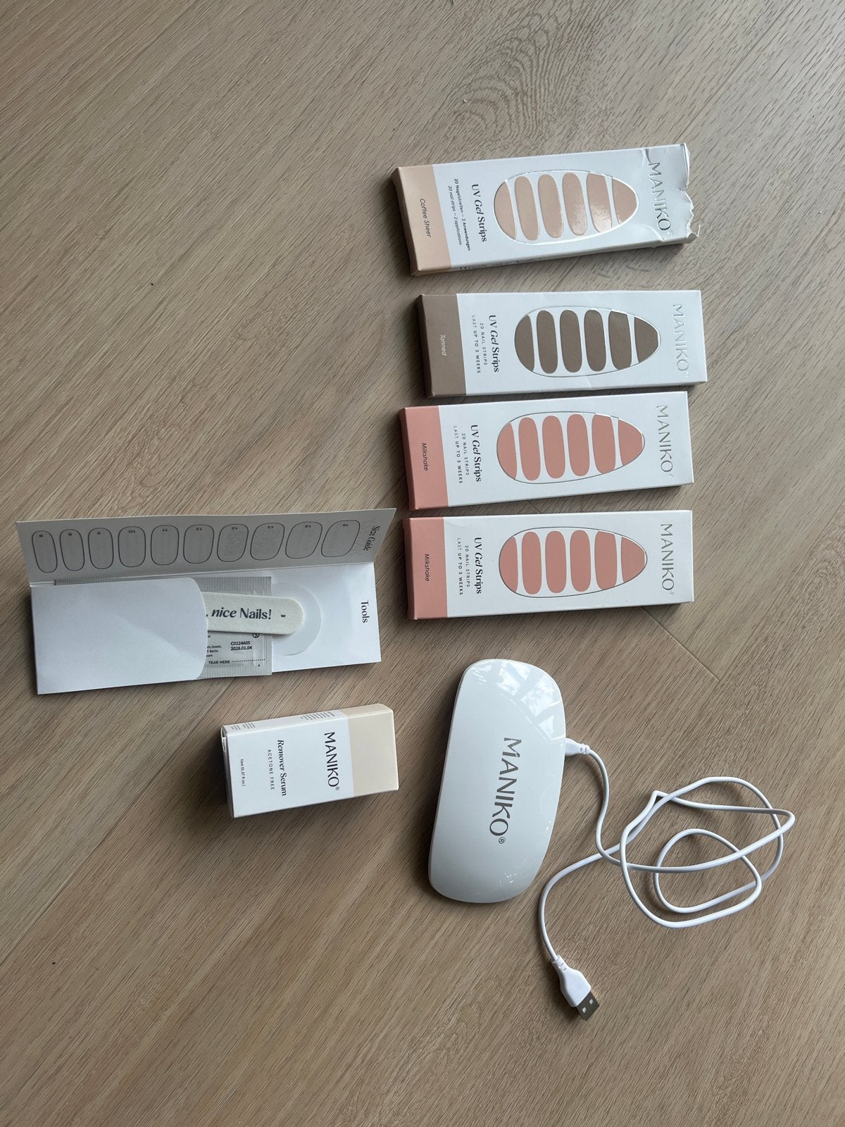 Maniko UV Gel Strips Starterset met Lamp en Remover Serum, Ophalen of Verzenden, Nieuw, Verzorging