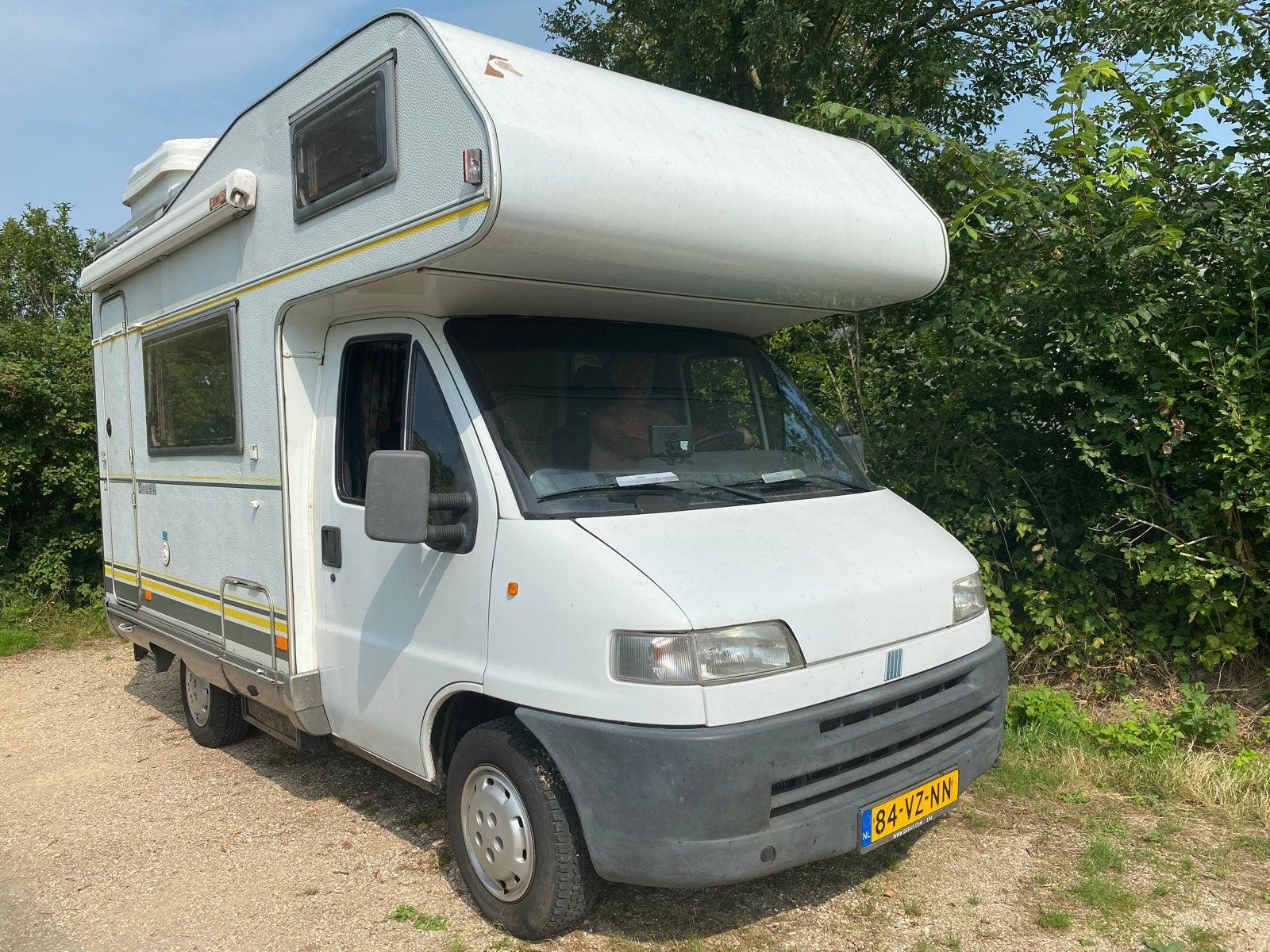 Caravans And Camping Compacte