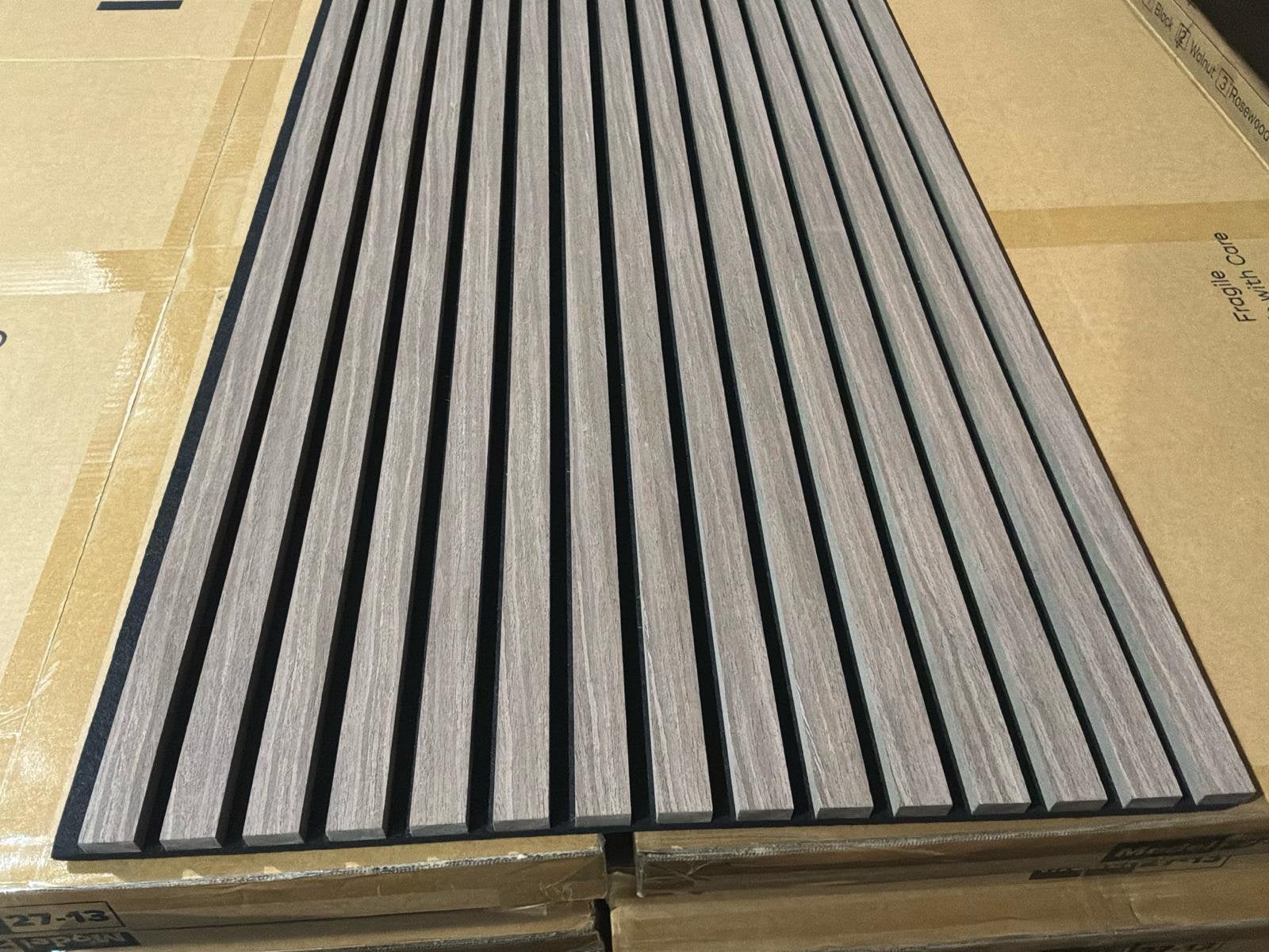 Akoestische wandpanelen 2800 x 60 cm - 27/13 mm - Walnutt, Ophalen of Verzenden, Nieuw, Overige materialen, 20 tot 50 mm