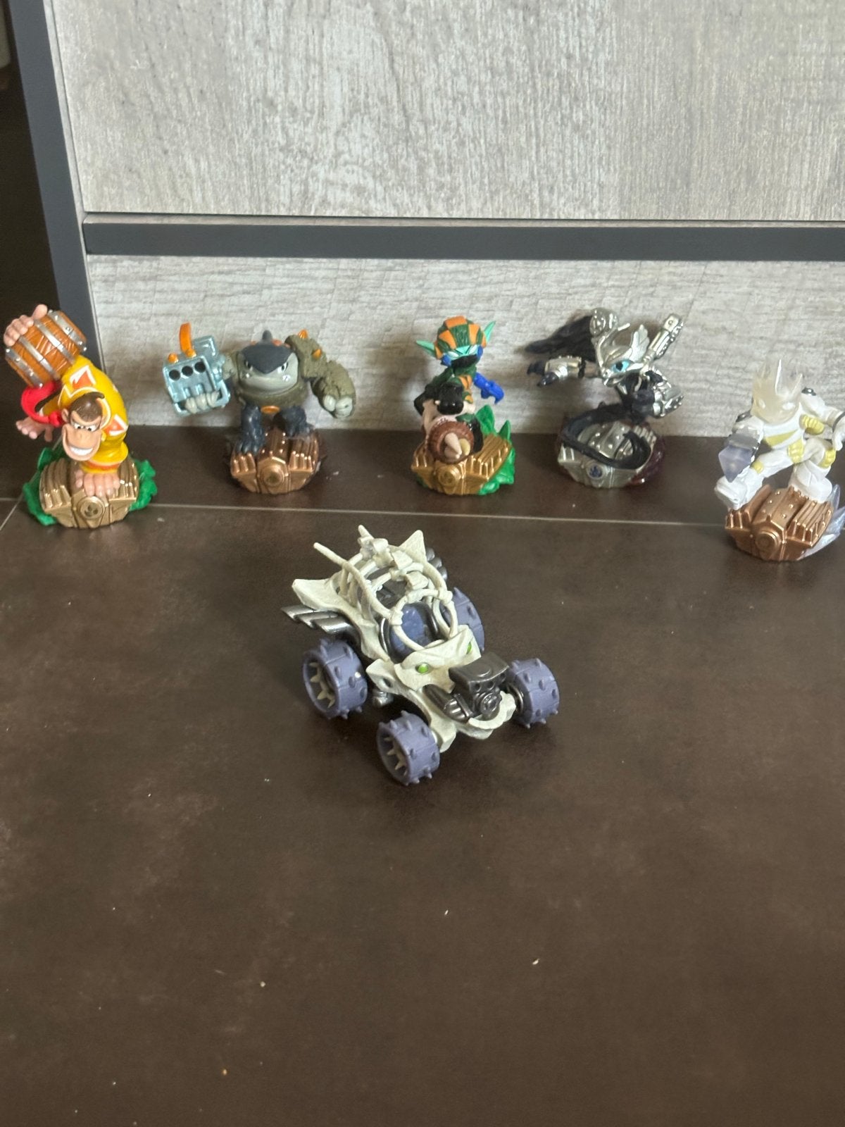 Skylanders SuperChargers figuren en voertuig, Verzenden, Gebruikt