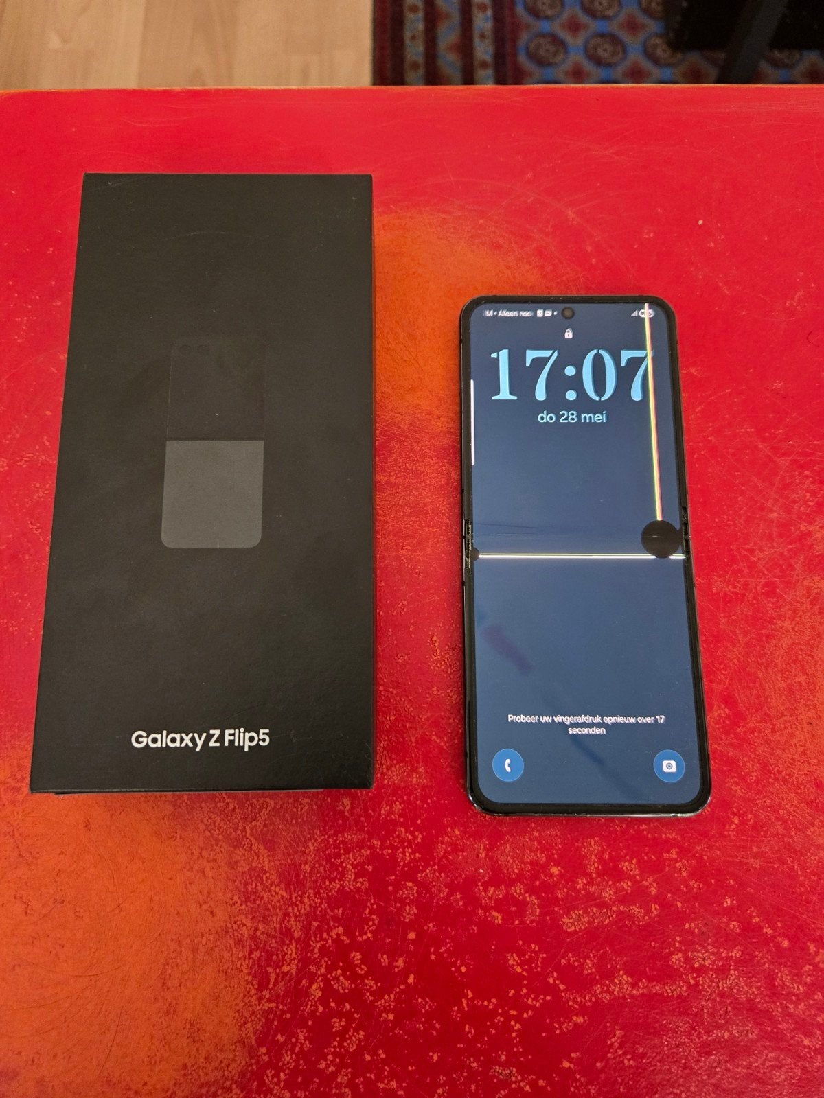 Samsung Galaxy Z Flip5 - Defect scherm, Telecommunicatie, Mobiele telefoons | Samsung, Zwart, Touchscreen, Ophalen of Verzenden
