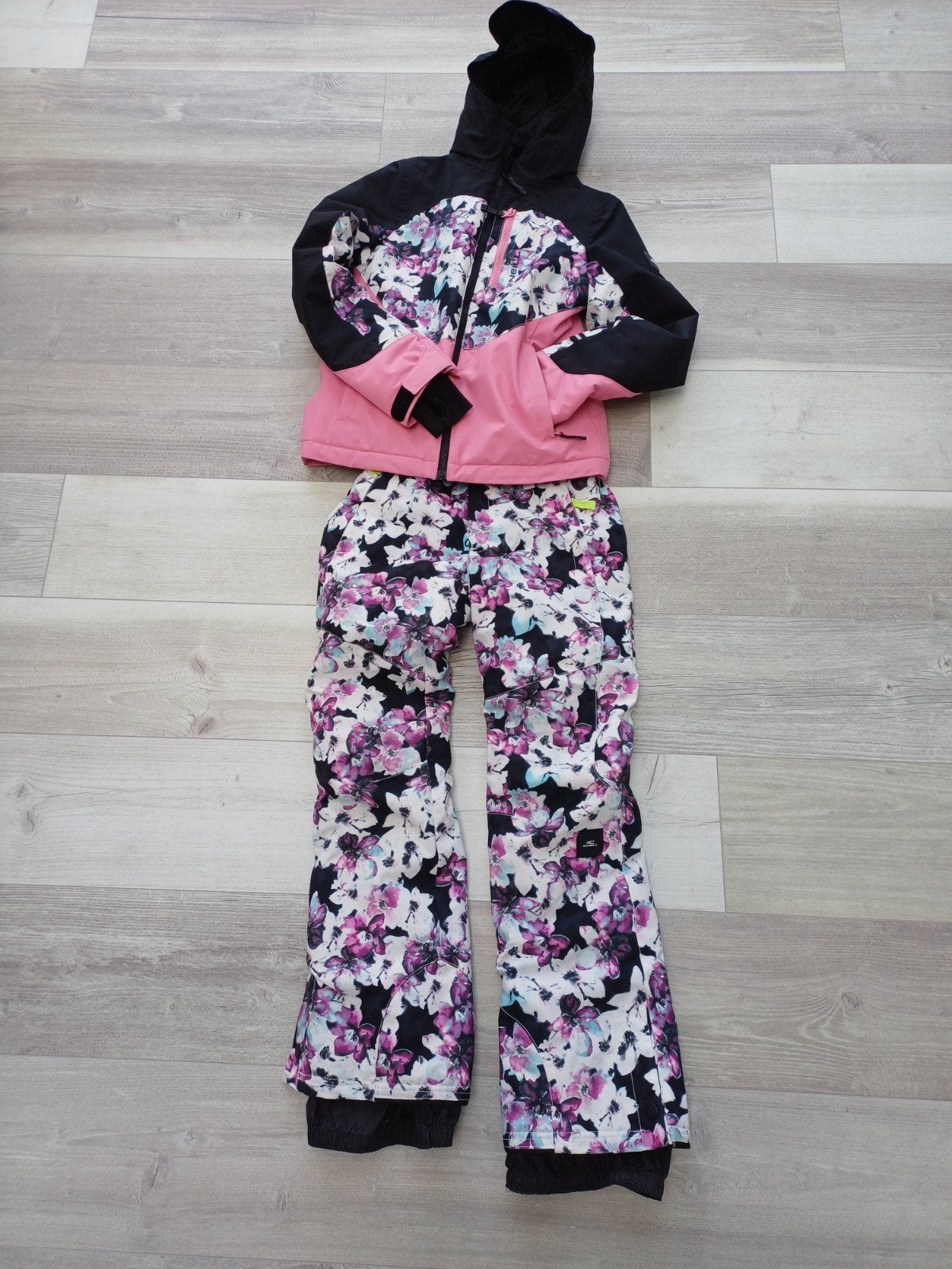 O'Neill ski-jas en skibroek set - Maat 152 (10-12 jaar), Ophalen of Verzenden, Zo goed als nieuw, Pak, Maat 34 (XS) of kleiner