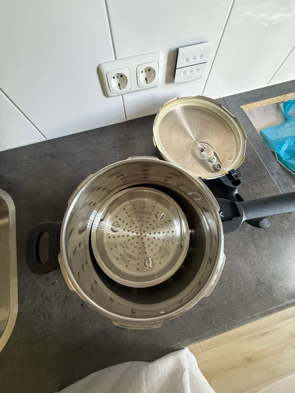 Snelkookpan - Mag gratis weg, Huis en Inrichting, Snelkookpan, Gebruikt, Met deksel, Ophalen of Verzenden