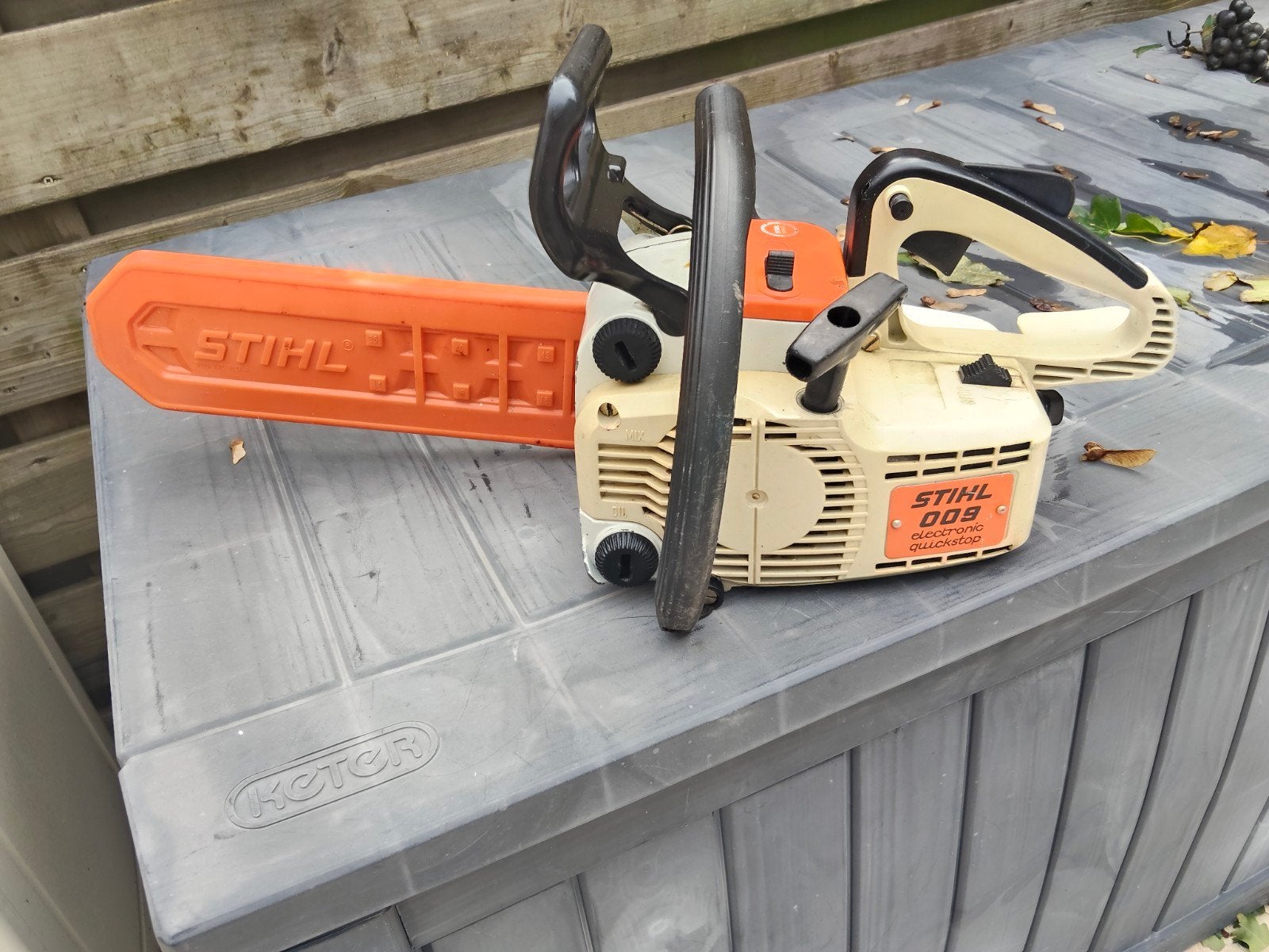 STIHL 009. KETTINGZAAG. 30 CM BLAD, Ophalen, Gebruikt, Stihl