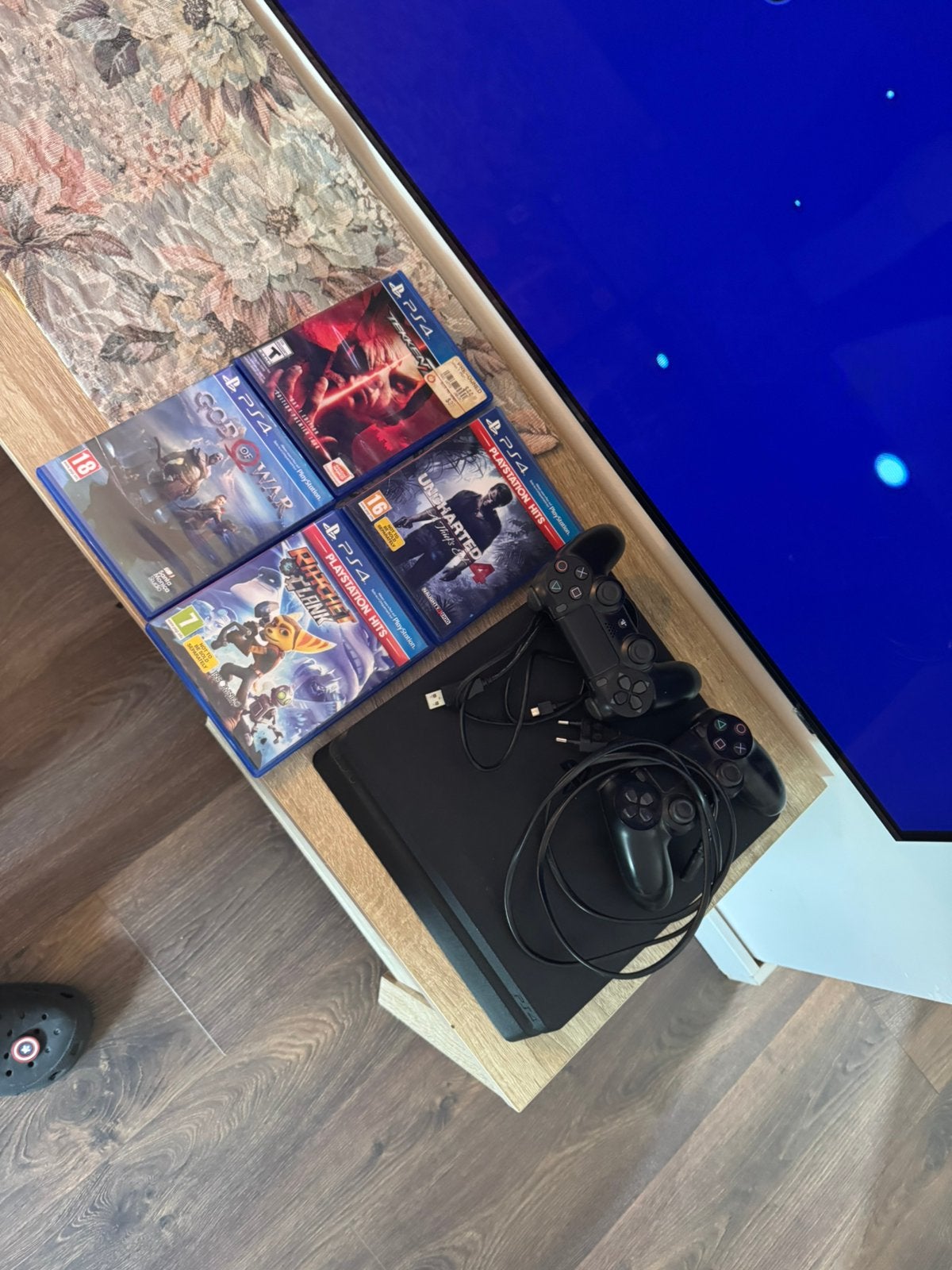 Sony playsation 4, Spelcomputers en Games, Games | Sony PlayStation 4, Zo goed als nieuw, Avontuur en Actie, 2 spelers, Vanaf 3 jaar