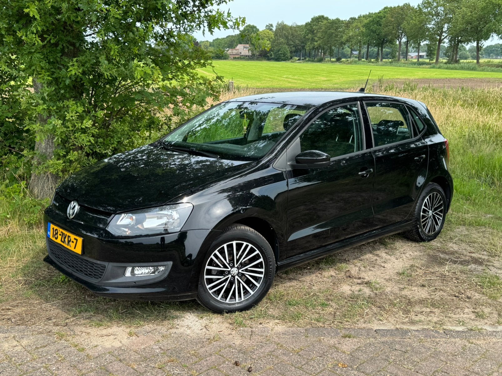 Volkswagen Polo 1.2 TDI 55KW BM 2012 Zwart Nieuwe APK, Auto's, Volkswagen, Voorwielaandrijving, 74 pk, 1199 cc, 96 €/maand