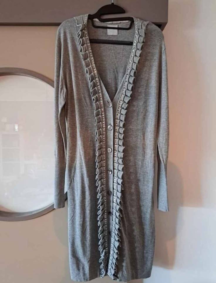 Uno Due, halflange cardigan mt 42, Maat 42/44 (L), Ophalen of Verzenden, Zo goed als nieuw, Uno Due