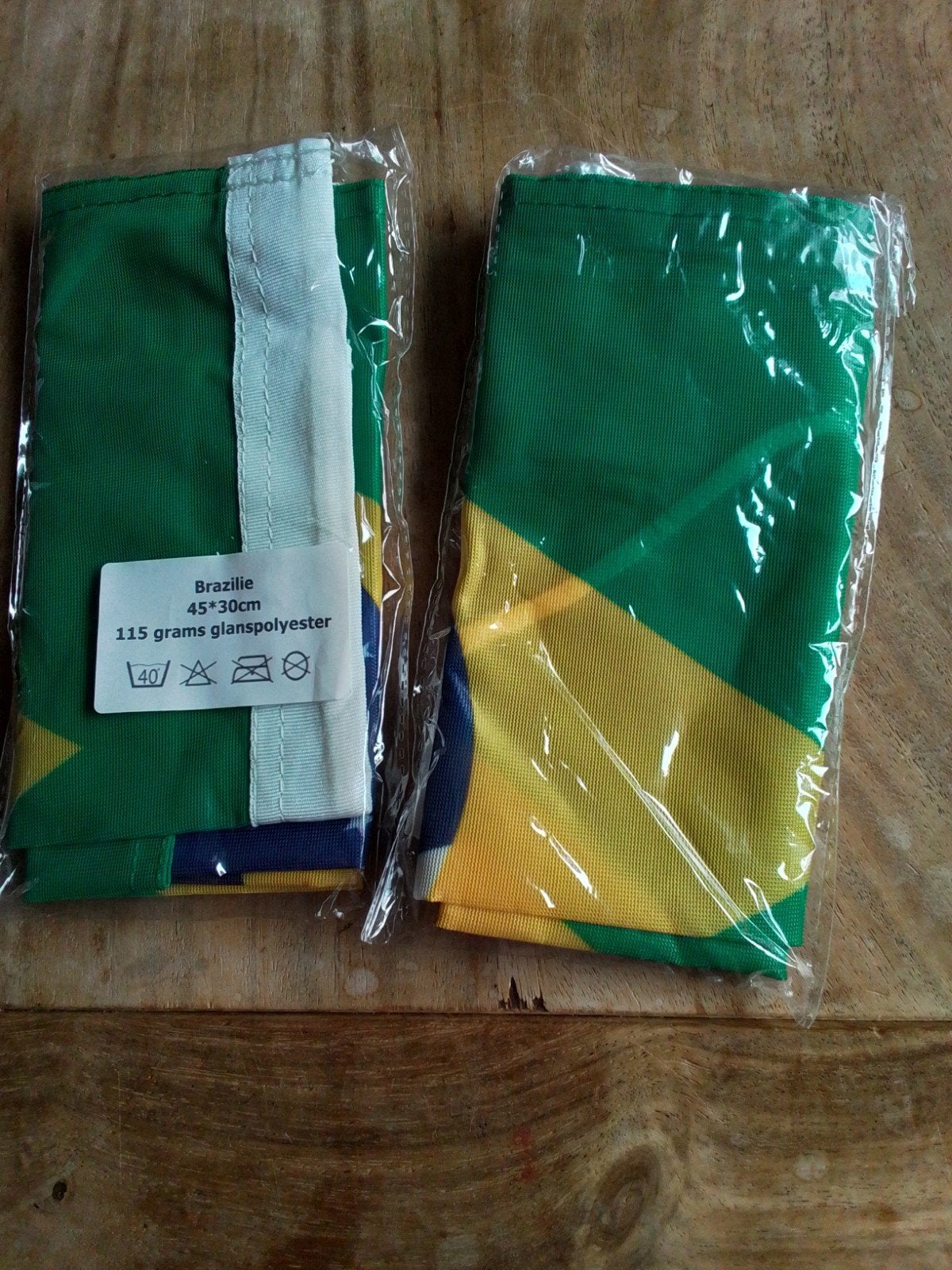 2 vlaggen van Brazilië 45x30cm, Ophalen of Verzenden, Nieuw
