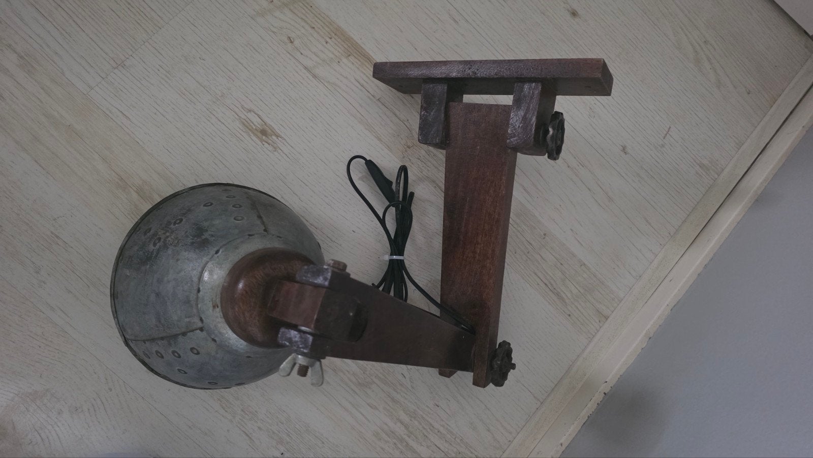 stoere industriele wandlamp, Ophalen, Gebruikt, Hout