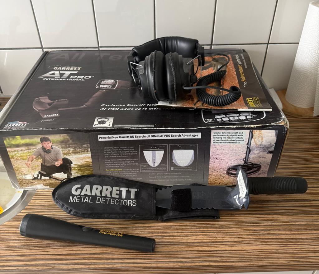 garret AT pro met pin pointer, Hobby en Vrije tijd, Ophalen of Verzenden, Zo goed als nieuw, Garrett