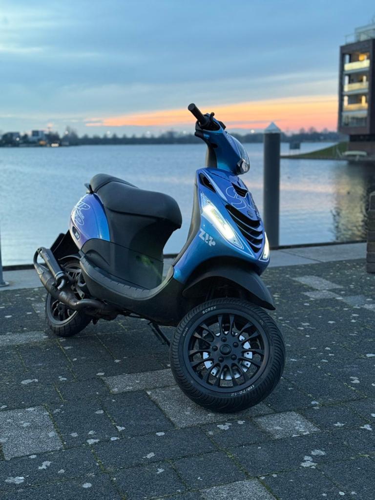 Zip 70cc, Fietsen en Brommers, Scooters | Piaggio, Zo goed als nieuw, Zip, Tweetakt, Ophalen of Verzenden