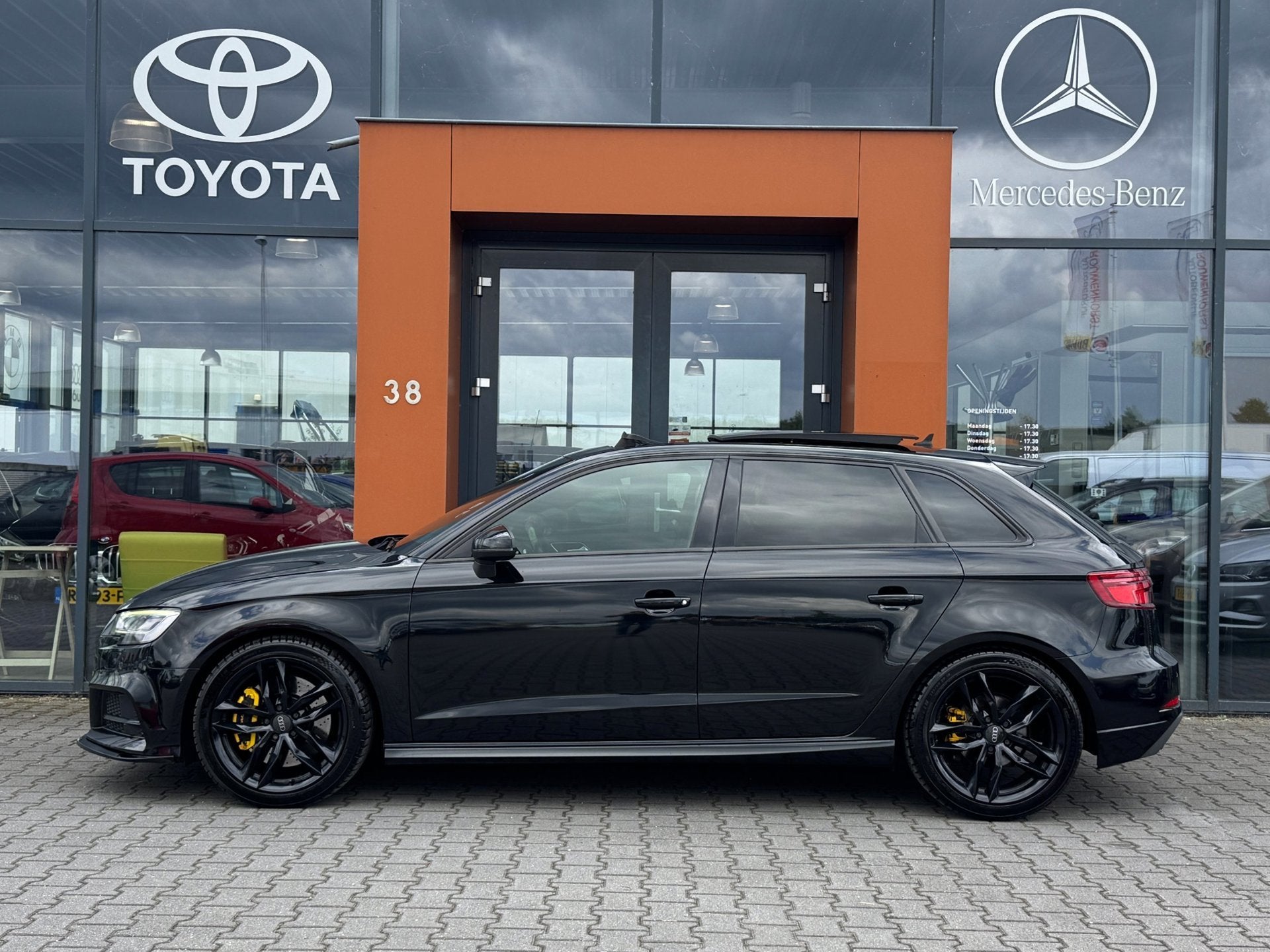 Audi A3 Sportback 2.0TFSI quattro Sport S Line|Pano|Xenon, 730 kg, Gebruikt, Euro 6, 4 cilinders