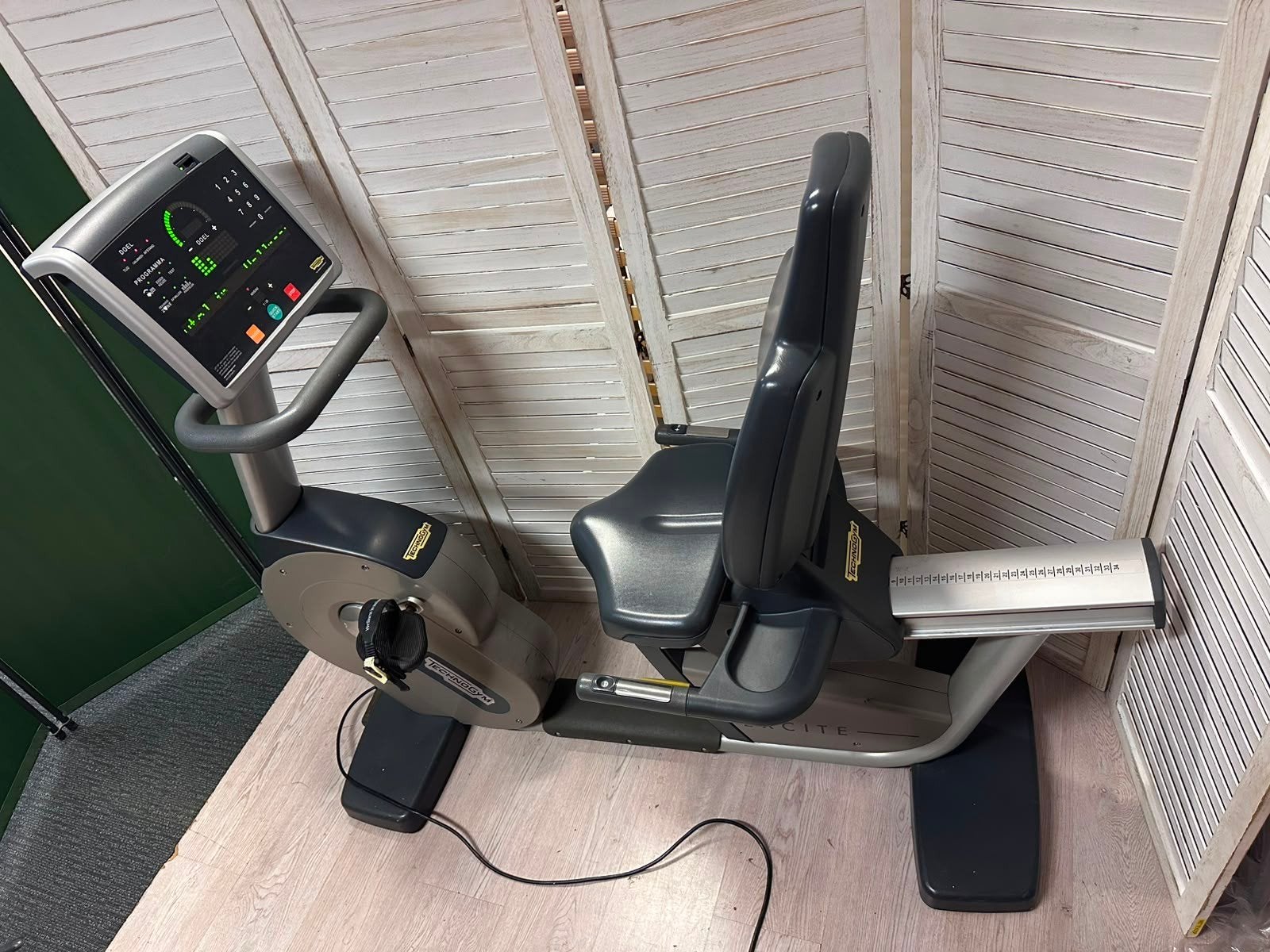 Ligfiets TechnoGym proffessionele hometrainer TechnoGym
Voor, Sport en Fitness, Ophalen, Ligfiets, Gebruikt, Benen