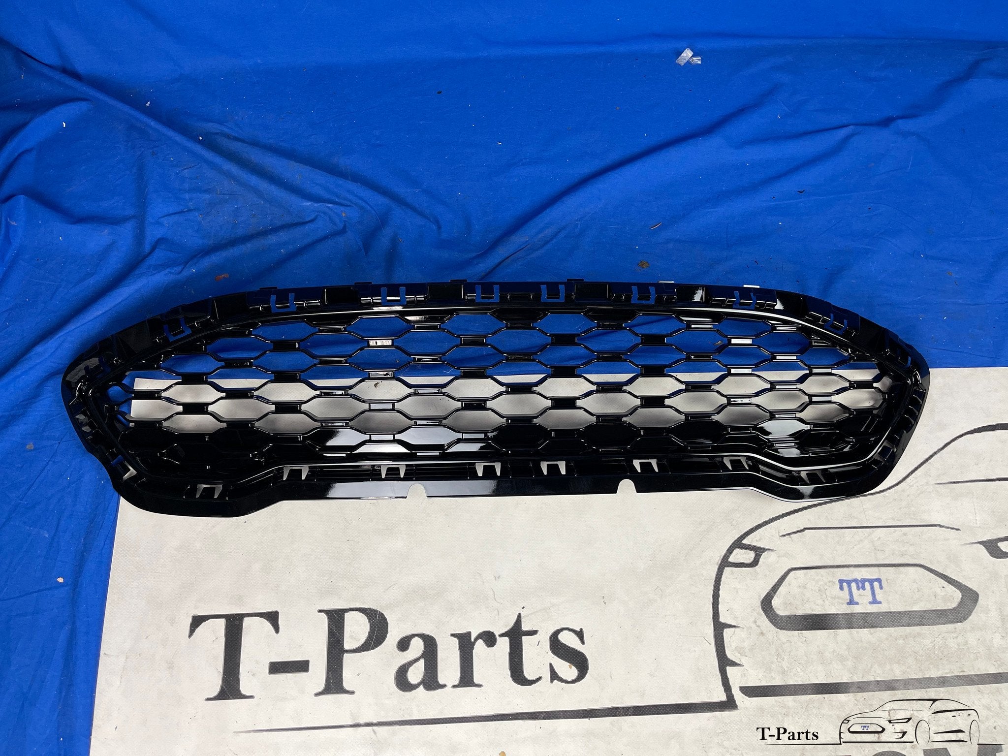 Ford fiesta mk8 grille zwart glans gril rooster voorbumper b, Info@fabrikant.eu, Fabrikant BV, Nieuw, Ophalen of Verzenden