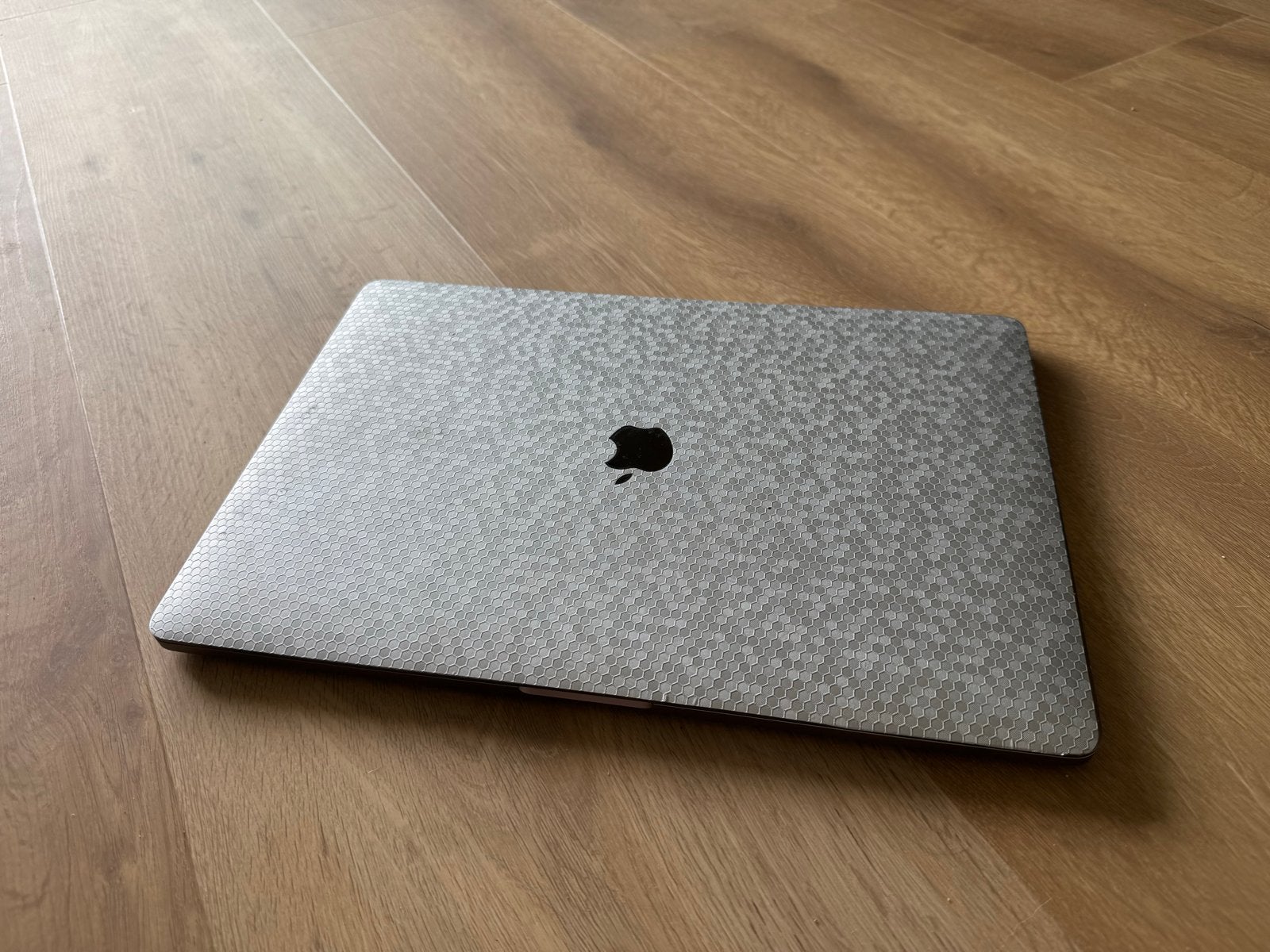 MacBook Pro 2016 15" nieuwe accu/keyboard, Computers en Software, Apple Macbooks, MacBook Pro, 2 tot 3 Ghz, 512 GB, Ophalen of Verzenden