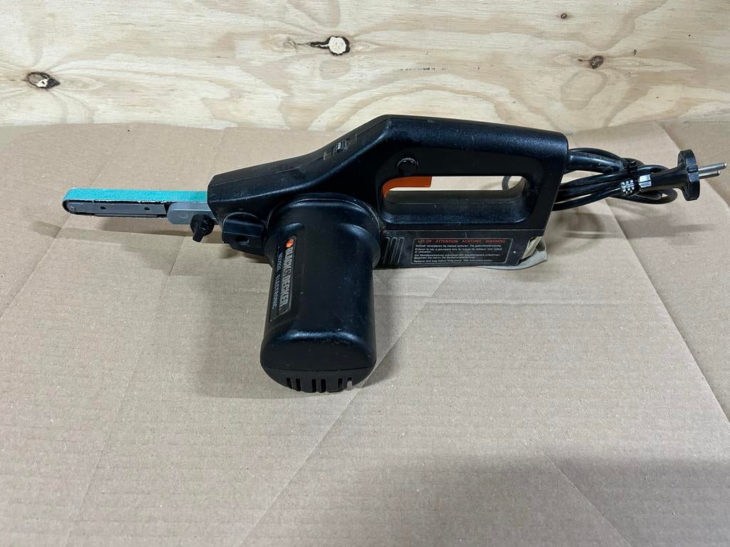 Black&Decker BD292E Elektronische Bandschuurmachine, Ophalen of Verzenden, Gebruikt, Minder dan 600 watt, Bandschuurmachine