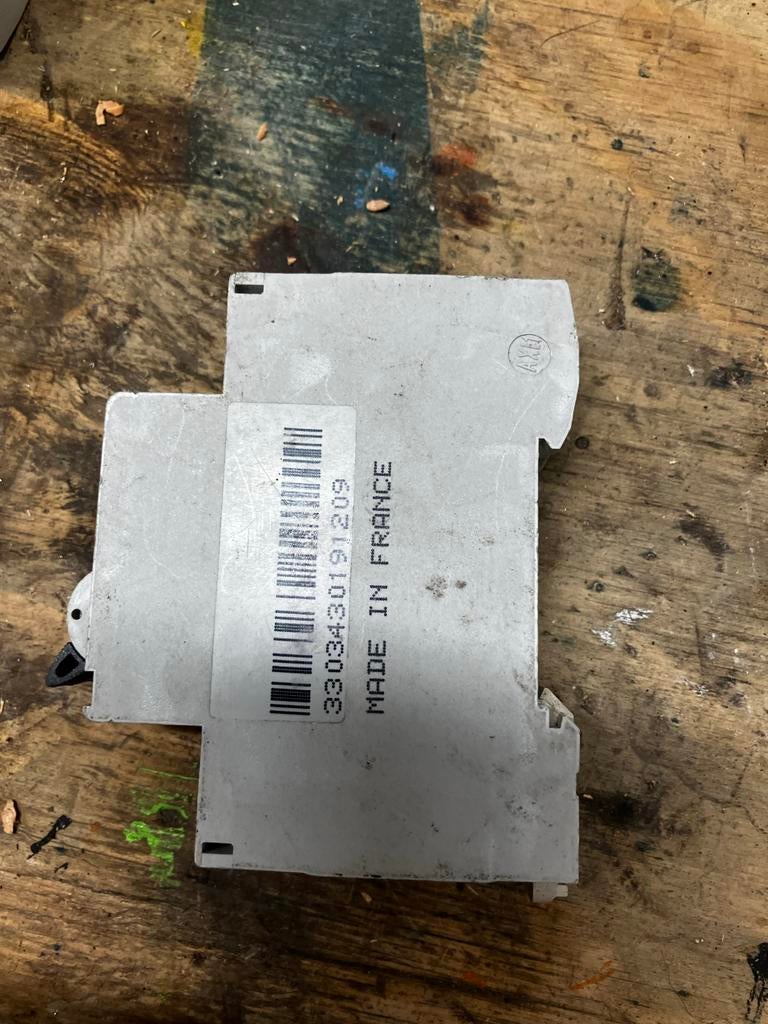 Merlin Gerin Multi9 DPNa B6 Zekeringautomaat, Ophalen of Verzenden, Gebruikt