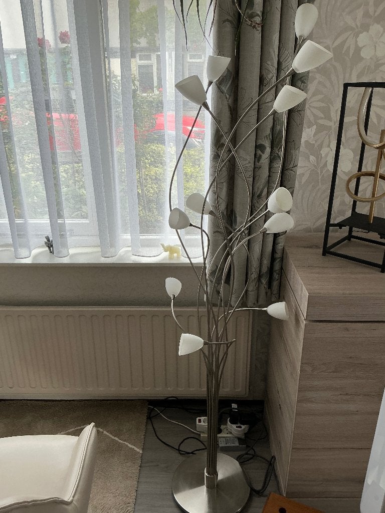 Vloerlamp met 12 melkglas kelkjes, omgebouwd naar LED, Ophalen, Gebruikt, Modern, Sfeervol, Glas