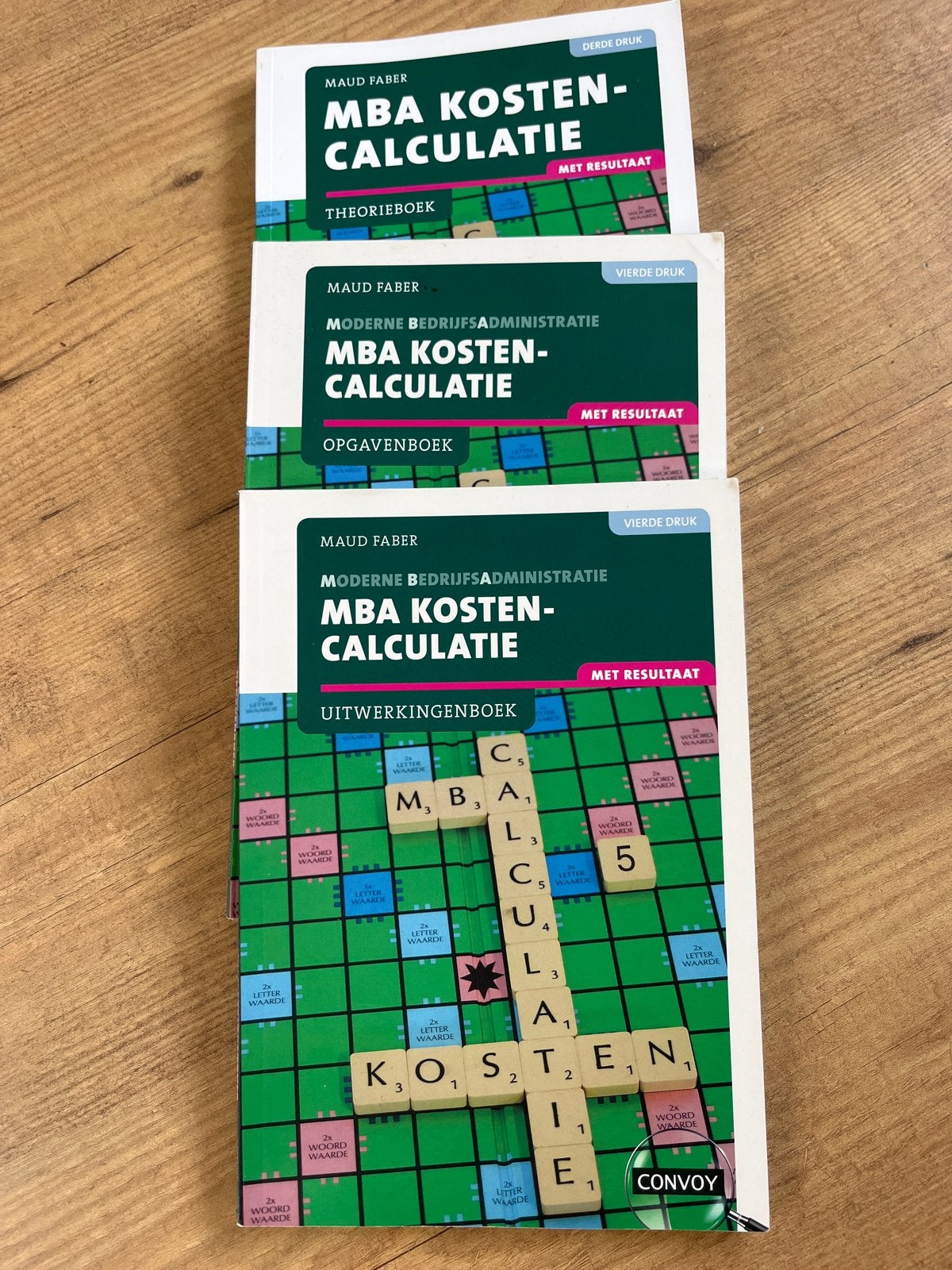 MBA Kosten-Calculatie Boeken (Theorie, Opgaven, Uitwerkingen, Ophalen, Gamma, Zo goed als nieuw, HBO