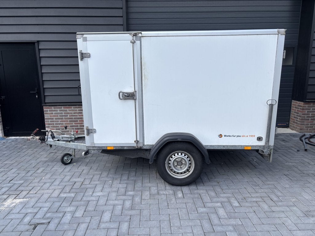 Saris gesloten aanhanger aanhangwagen bakwagen 2023, Gebruikt