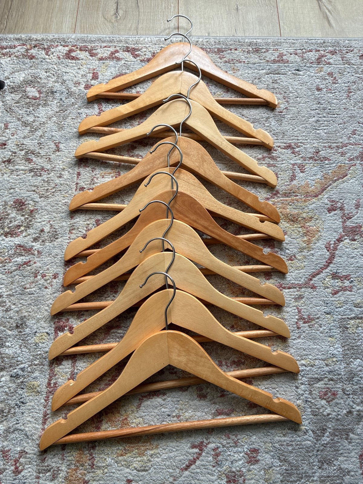 Houten kledinghangers voor kinderkleding (10 stuks), Kinderen en Baby's, Ophalen of Verzenden, Zo goed als nieuw