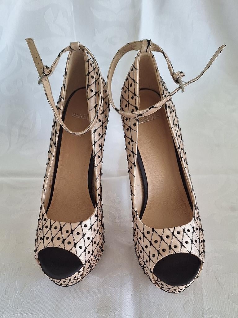 Pumps satijn met plateauzool en stilettohak, maat 39.5, Pumps, Overige kleuren, Nieuw, Ophalen of Verzenden
