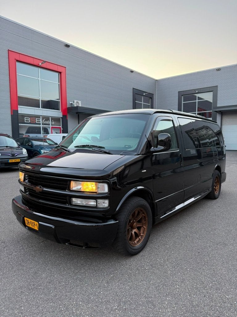 Chevy Van Express G1500y Camper – 2002 – LPG/Benzine, Automaat, Beige, Zwart, Leder
