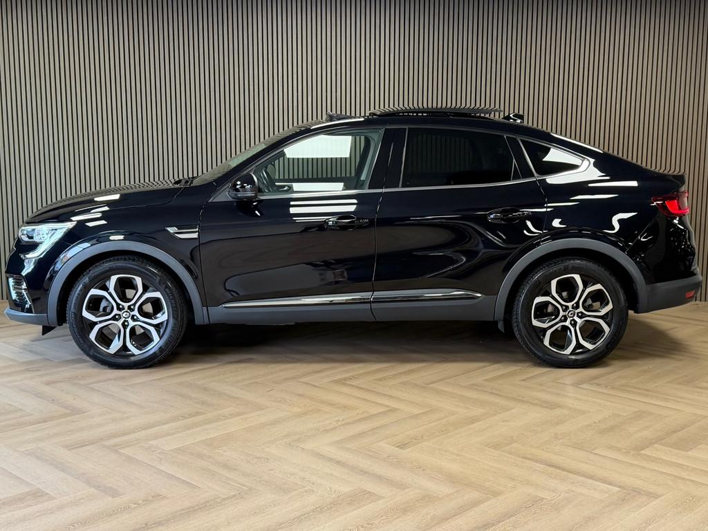 Renault Arkana 1.6 E-Tech Hybrid 145 Intense PANORAMADAK CAM, Gebruikt, Euro 6, 4 cilinders, Met garantie (alle)